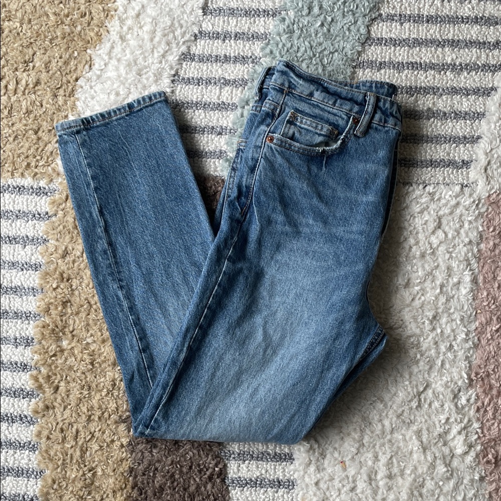 Zara Classic Blue Denim jeans - size 6